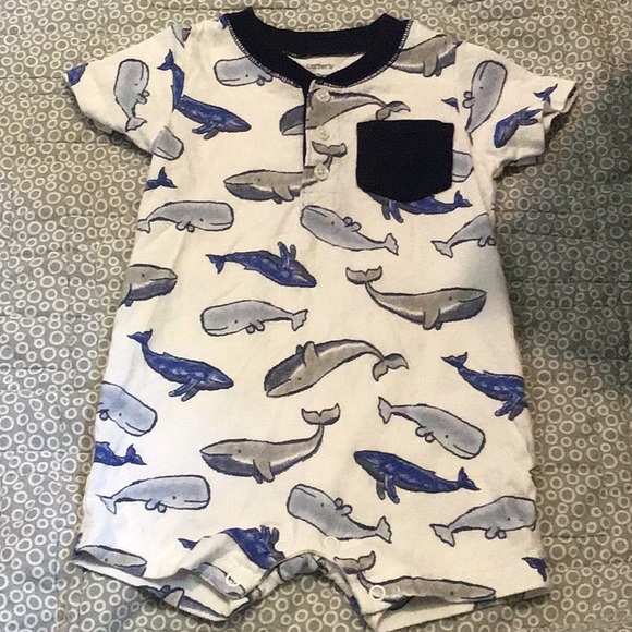 🐳 Carter’s Baby Boy Rompers, 12 months set of two - Picture 2 of 3